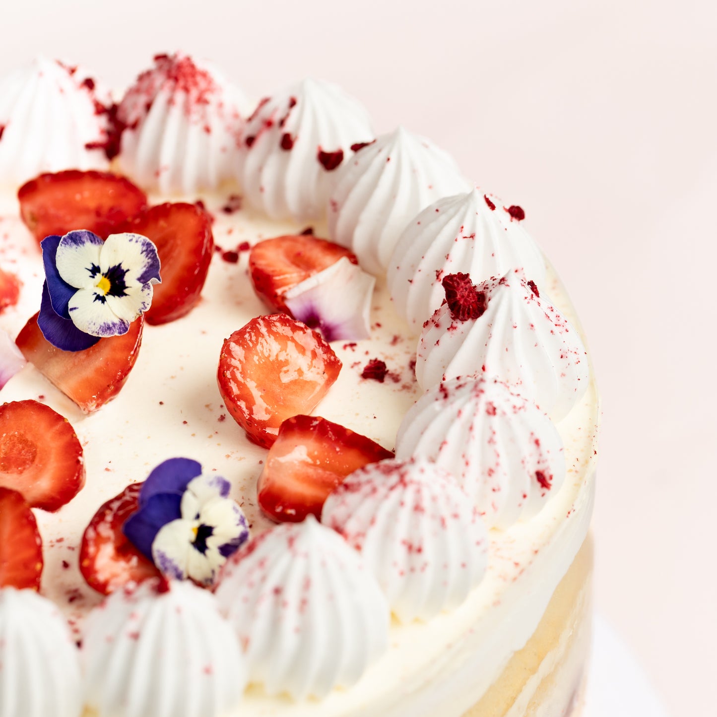 Strawberry Chiffon Cake (NF)